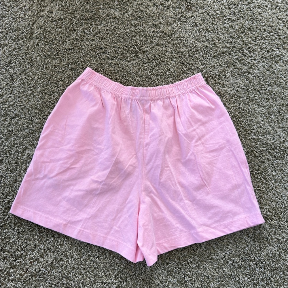 Pink shorts! - Picture 2 of 3